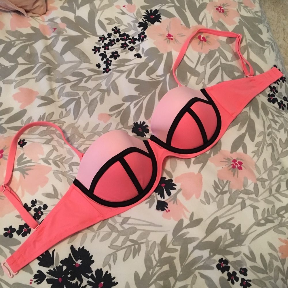 Victoria’s Secret bandeau bathing suit top